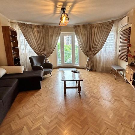 Apartment Palace Of Parliament 부쿠레슈티 외부 사진