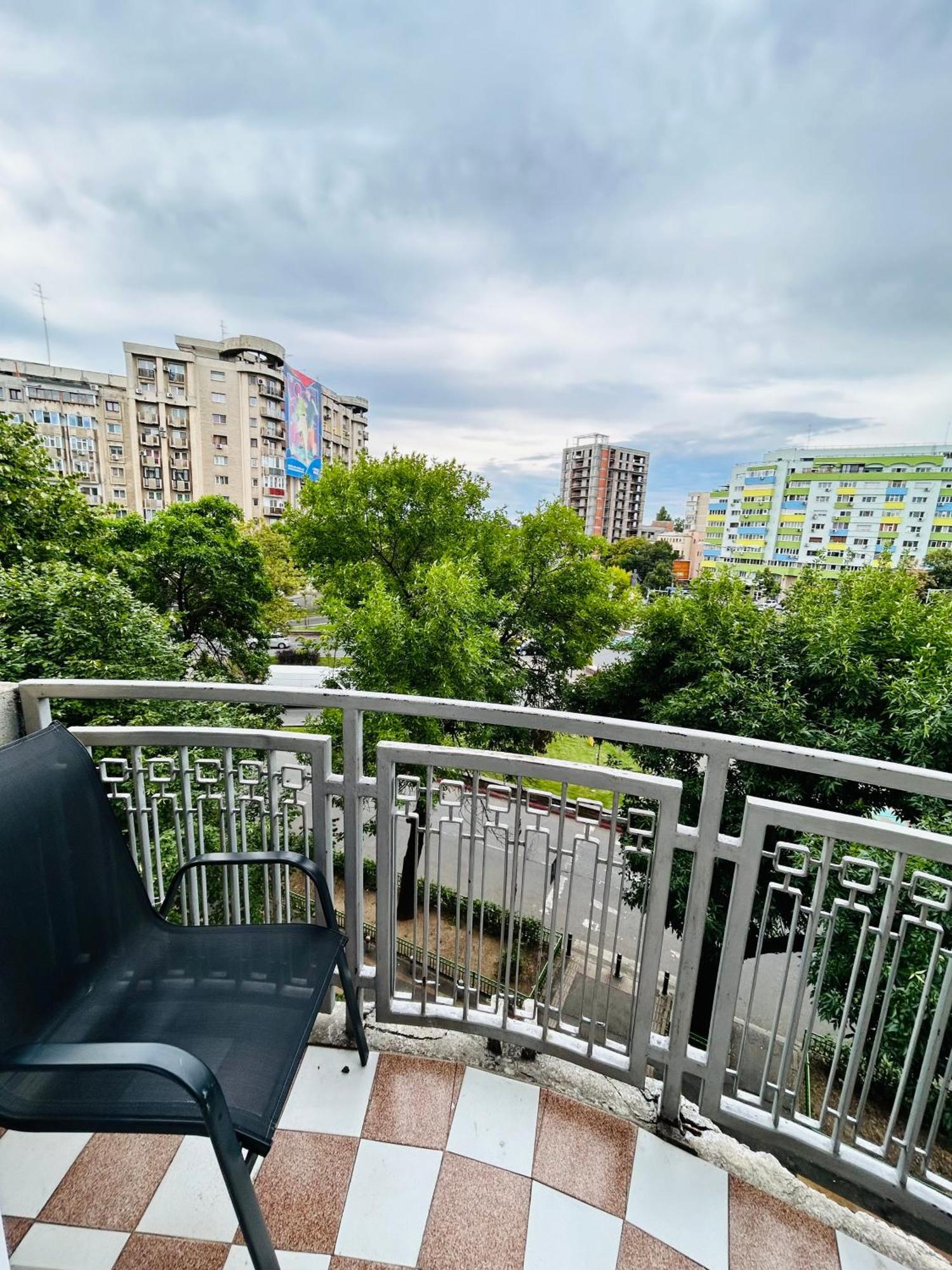 Apartment Palace Of Parliament 부쿠레슈티 외부 사진